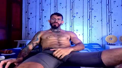 Snapshot of simon_rz chatting on February 5, 2026, 12:10 pm Simon online show from February 5, 2026, 12:10 pm