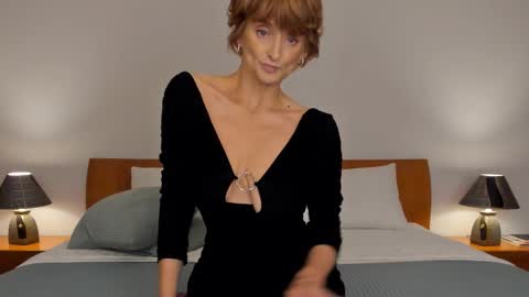 Simona  online show from November 29, 2025, 11:02 am