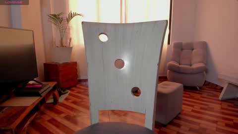 zoe online show from February 4, 2025, 7:33 pm