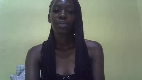 Snapshot of simplyloy33 chatting on April 15, 2026, 10:33 am simplyloy33 online show from April 15, 2026, 10:33 am