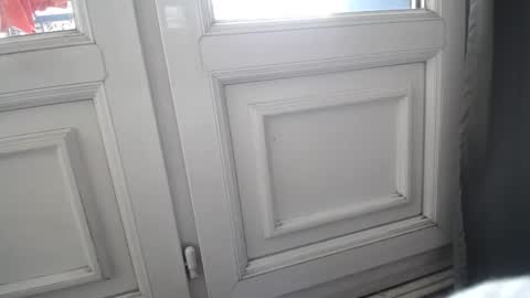 Snapshot of simur_sahso chatting on February 12, 2025, 2:43 pm Sofi wed. - sat. 11am - 11 pm and Santi with Sofi sun.. - tue. 11 am - 5 pm europe online show from February 12, 2025, 2:43 pm