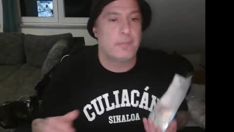 sinalco1975 online show from September 11, 2025, 9:04 pm