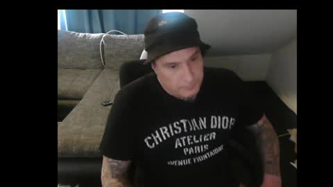 sinalco1975 online show from March 31, 2026, 3:01 pm