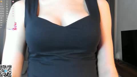 Aurora online show from September 9, 2025, 3:22 pm