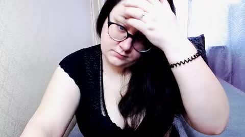 Angela online show from February 20, 2026, 8:27 am