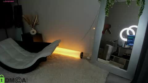 Snapshot of sinfulkittyyy chatting on April 29, 2026, 7:01 am sinfulkittyyy online show from April 29, 2026, 7:01 am