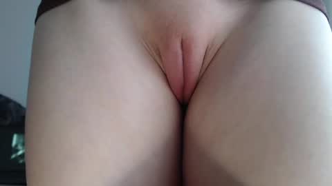 Snapshot of single_fox_4u chatting on February 13, 2025, 11:39 am Lina online show from February 13, 2025, 11:39 am