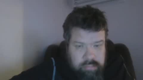 Snapshot of singledude_69 chatting on December 17, 2024, 12:01 am SingleDude 69 online show from December 17, 2024, 12:01 am