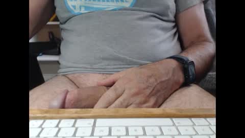 SingleMaleCA online show from September 14, 2025, 1:49 am