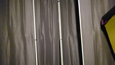 Snapshot of sinseason chatting on March 6, 2025, 3:02 am Sinseason online show from March 6, 2025, 3:02 am