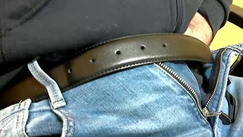 Snapshot of sinthesi chatting on December 8, 2024, 6:43 am Alex online show from December 8, 2024, 6:43 am