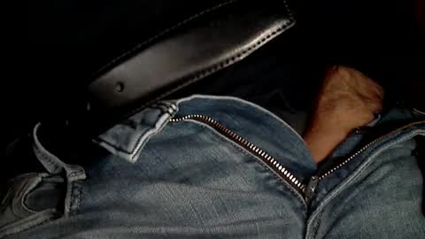 Snapshot of sinthesi chatting on January 5, 2025, 6:35 am Alex online show from January 5, 2025, 6:35 am