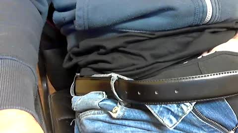 Snapshot of sinthesi chatting on March 9, 2025, 6:39 am Alex online show from March 9, 2025, 6:39 am