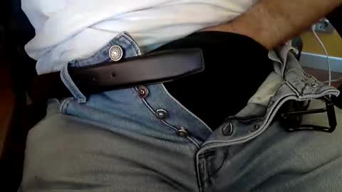 Snapshot of sinthesi chatting on September 17, 2025, 2:30 pm Alex online show from September 17, 2025, 2:30 pm