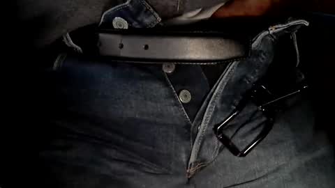 Snapshot of sinthesi chatting on October 26, 2025, 5:46 am Alex online show from October 26, 2025, 5:46 am