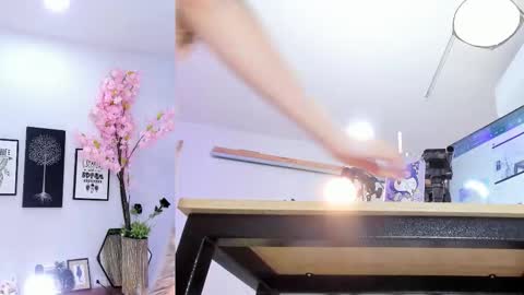 Snapshot of siouxsie_cenobite chatting on December 20, 2025, 11:17 am Siouxsie online show from December 20, 2025, 11:17 am