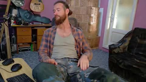 I am The Fourth and only Sir. Pelo online show from September 20, 2025, 5:30 am