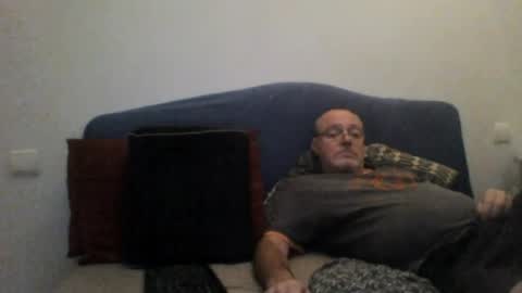sirdon83 online show from July 12, 2026, 6:04 am