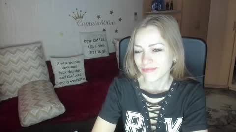 sirenasilk online show from October 8, 2025, 3:15 am