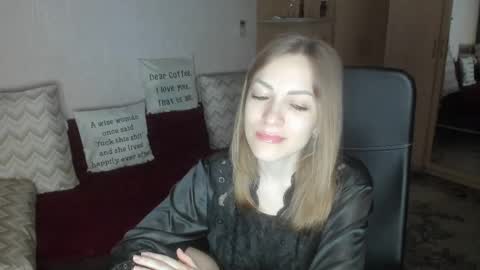 Snapshot of sirenasilk chatting on February 25, 2026, 3:16 am sirenasilk online show from February 25, 2026, 3:16 am