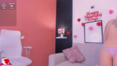 Snapshot of sirenita_xoxo chatting on February 15, 2026, 12:03 pm Sirenita online show from February 15, 2026, 12:03 pm