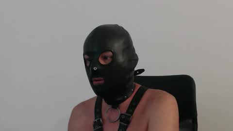 Snapshot of siriuslatex chatting on September 17, 2025, 9:22 am siriuslatex online show from September 17, 2025, 9:22 am