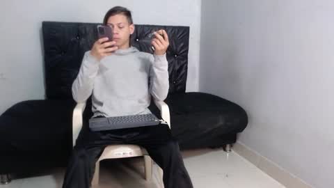 Snapshot of sirryant chatting on February 3, 2026, 12:10 pm SIR RYANT online show from February 3, 2026, 12:10 pm