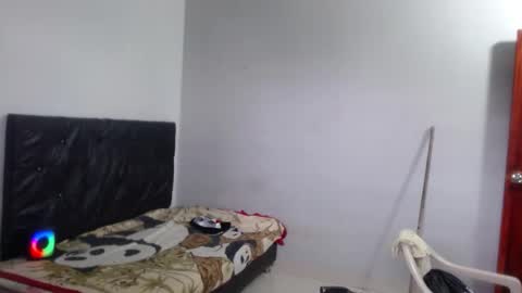 Snapshot of sirryant chatting on February 18, 2026, 6:37 pm SIR RYANT online show from February 18, 2026, 6:37 pm