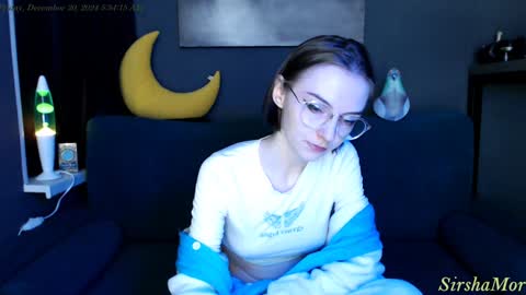 Snapshot of sirshamor chatting on December 20, 2024, 2:52 am SirshaMor online show from December 20, 2024, 2:52 am