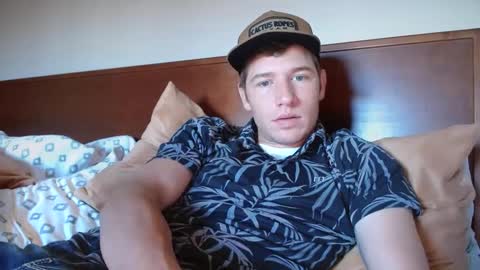 Snapshot of siscohater chatting on September 24, 2025, 11:52 pm James online show from September 24, 2025, 11:52 pm