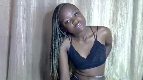 shannie online show from November 17, 2025, 2:01 pm