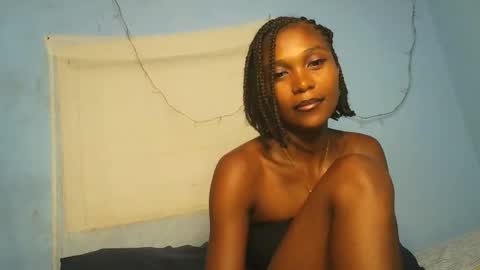 Sissi0325 online show from February 22, 2026, 7:01 pm