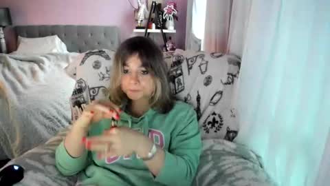 carra combs online show from May 23, 2026, 12:05 am