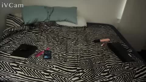Snapshot of sissy_claire_lebleezy chatting on October 2, 2025, 12:01 pm sissy slut online show from October 2, 2025, 12:01 pm