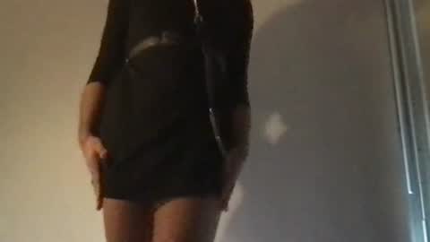 Free and looking for a owner online show from March 5, 2025, 11:49 am