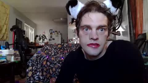 sissyemmalauren online show from October 8, 2025, 10:18 pm