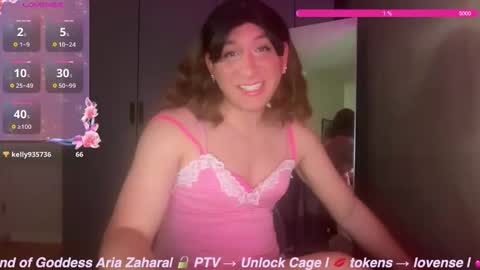 Snapshot of sissymaddieee chatting on May 27, 2026, 11:35 pm sissymaddieee online show from May 27, 2026, 11:35 pm