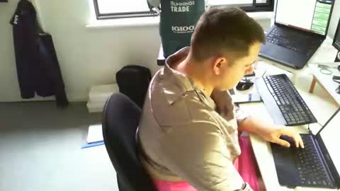 sissymattbray98 online show from April 27, 2026, 3:26 am