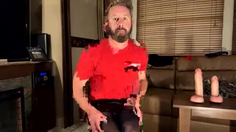 SissyMiles online show from November 2, 2025, 9:00 am