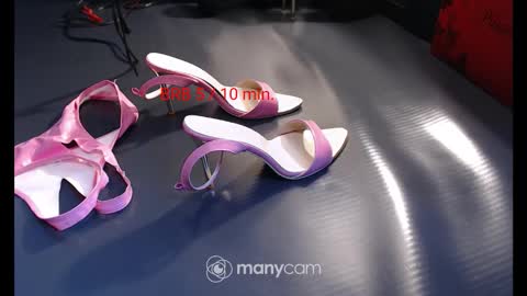 Snapshot of sissyslut6111 chatting on September 11, 2025, 9:42 am Sissyslut6111 online show from September 11, 2025, 9:42 am