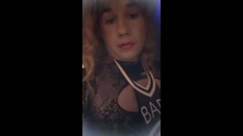 sissywhiteb online show from April 17, 2026, 8:28 am