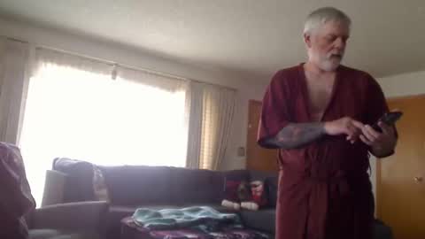 sixinchcock96 online show from April 17, 2026, 8:12 pm