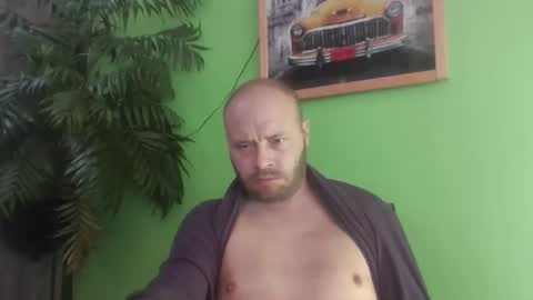 sixten19795 online show from October 24, 2025, 8:22 am