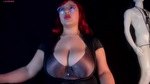 Snapshot of skarlet_miller_ chatting on February 13, 2026, 11:17 am SKARLET online show from February 13, 2026, 11:17 am