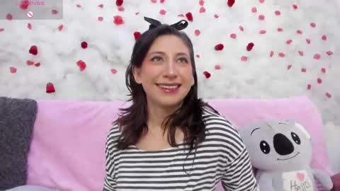 Skarlet  online show from April 3, 2026, 2:37 pm