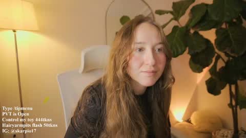 Snapshot of skarpio17 chatting on April 20, 2026, 10:29 am Im Scarlett ONLINE 5pm-10pm NYC time online show from April 20, 2026, 10:29 am