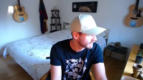 skatejocke online show from November 17, 2025, 11:16 am