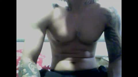 Snapshot of skater19xxx chatting on December 11, 2024, 4:39 am miguel online show from December 11, 2024, 4:39 am