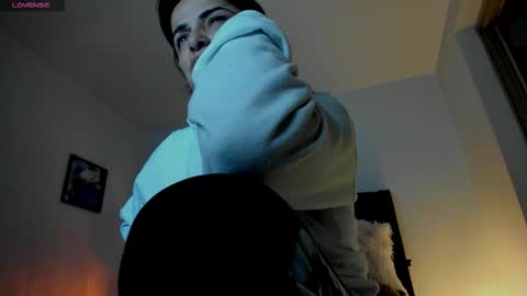 Skay online show from March 5, 2026, 2:18 am