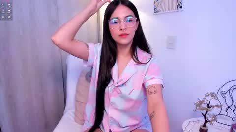 Snapshot of skeeter_cb chatting on June 26, 2026, 5:39 pm Skeete CHRISTMAS SHOW THIS DECEMBER 24 CHECK OUT MY AMAZON LIST AND MAKE ME HAPPY online show from June 26, 2026, 5:39 pm
